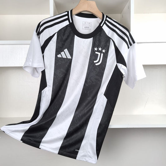 JUVENTUS JERSEY 2024/2025