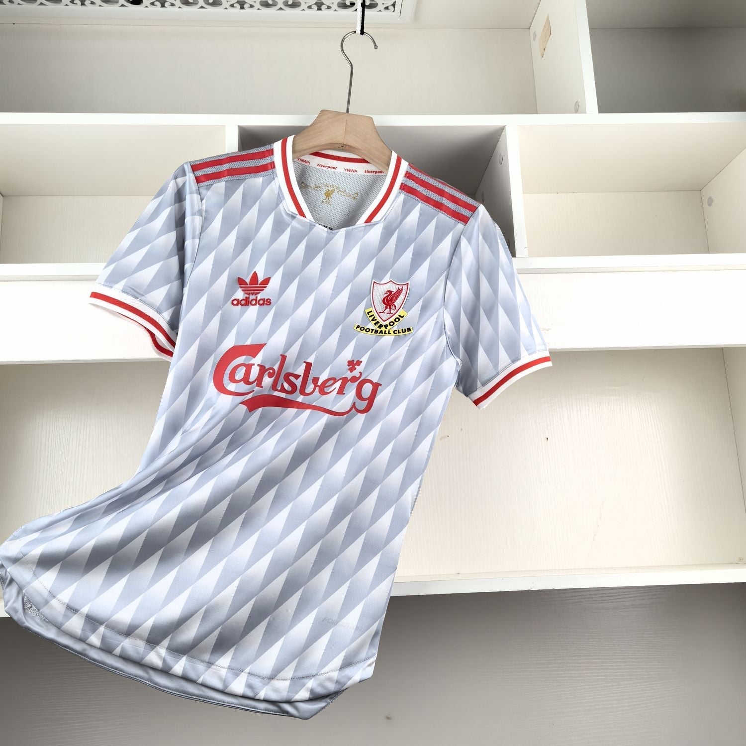 MAILLOT LIVERPOOL X BEATLES 2024/2025