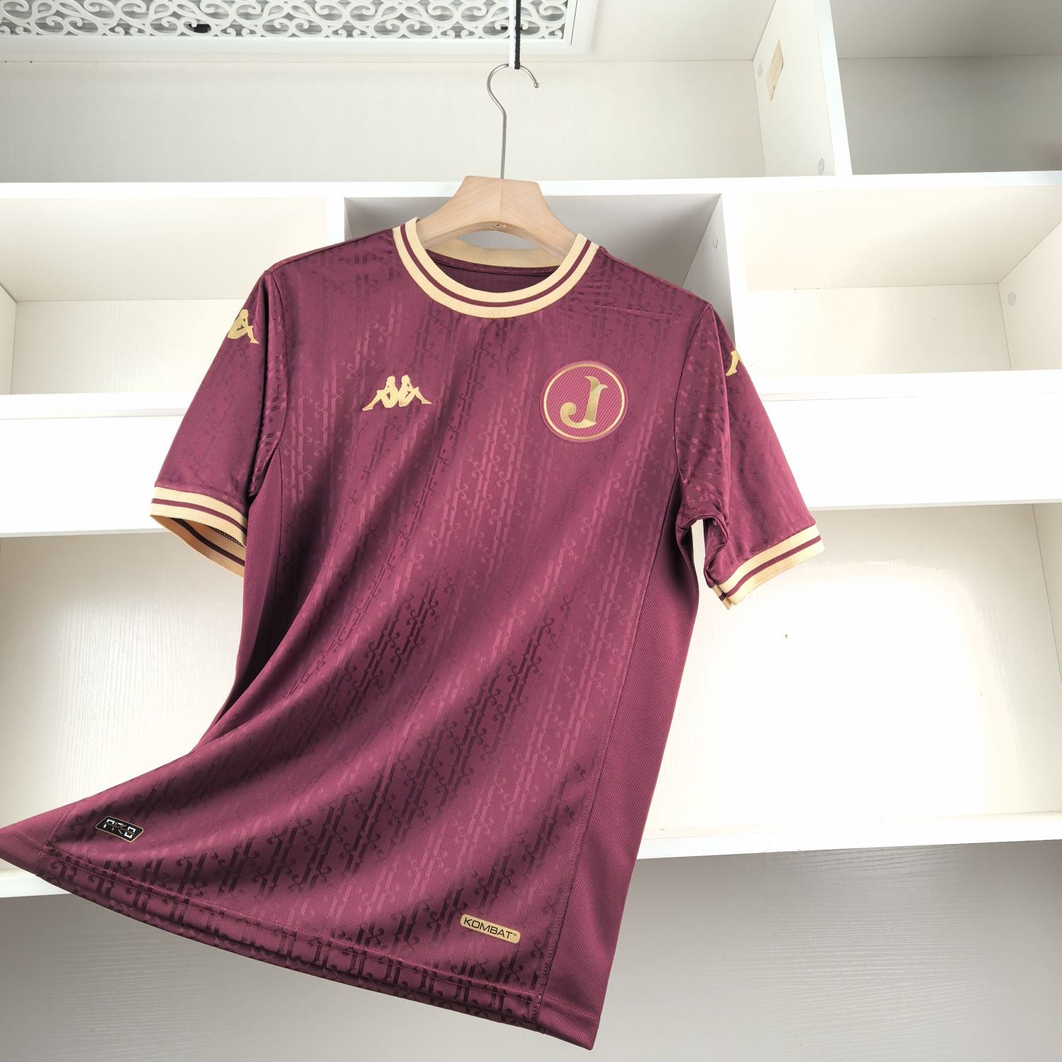 MAILLOT ESPECIAL JUVENTUS 2024/2025